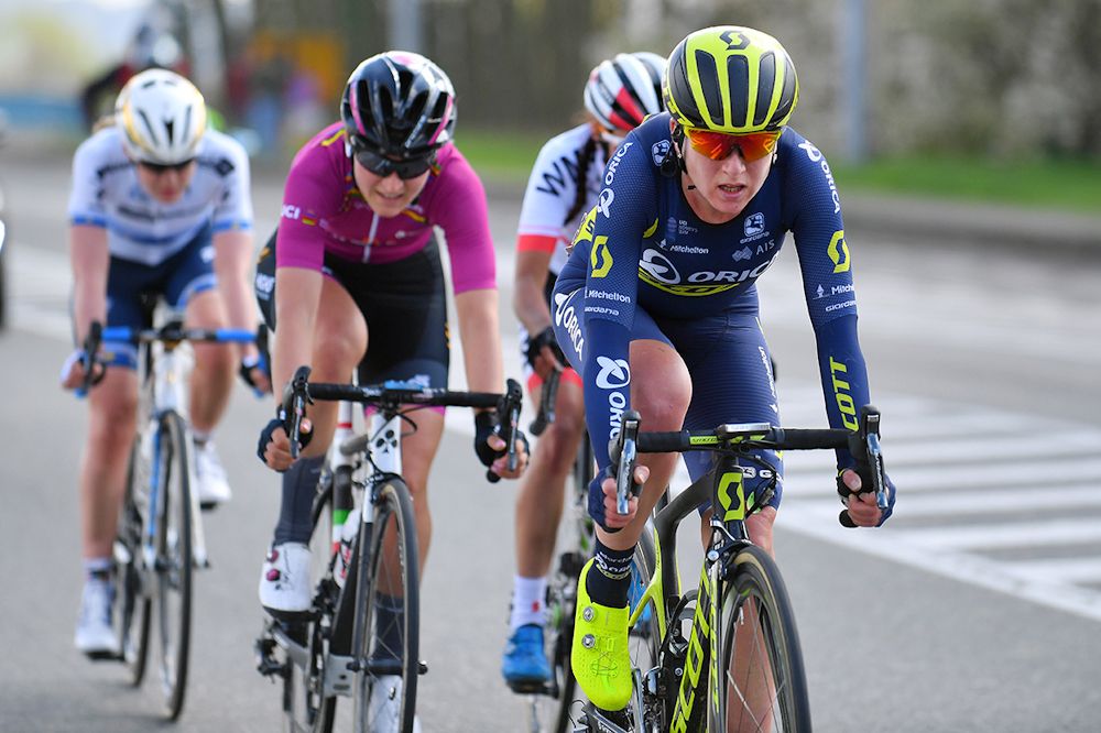 The breakaway in action during the 2017 Tour of Flanders Women