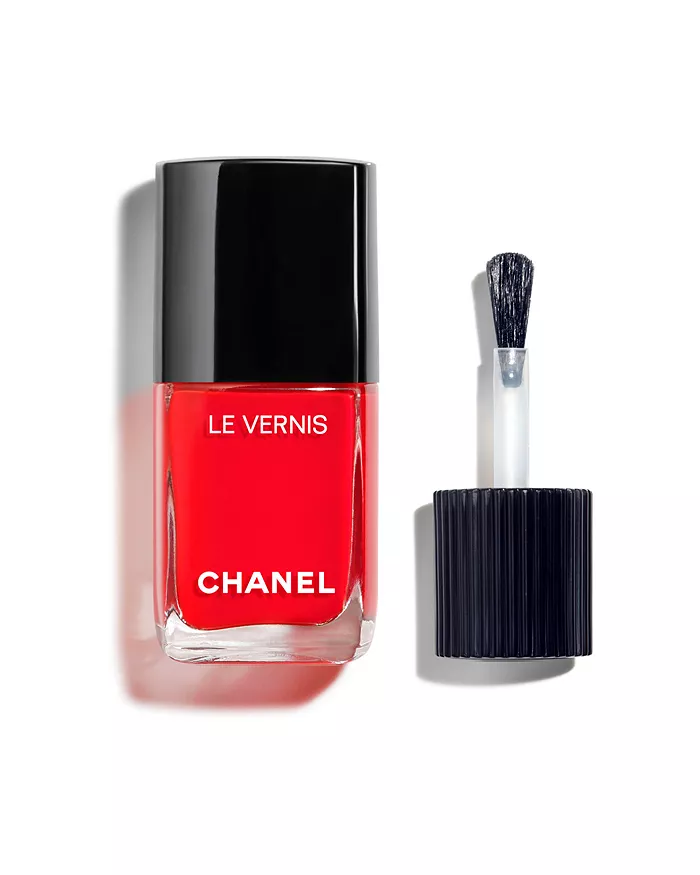 Chanel, Incendiare