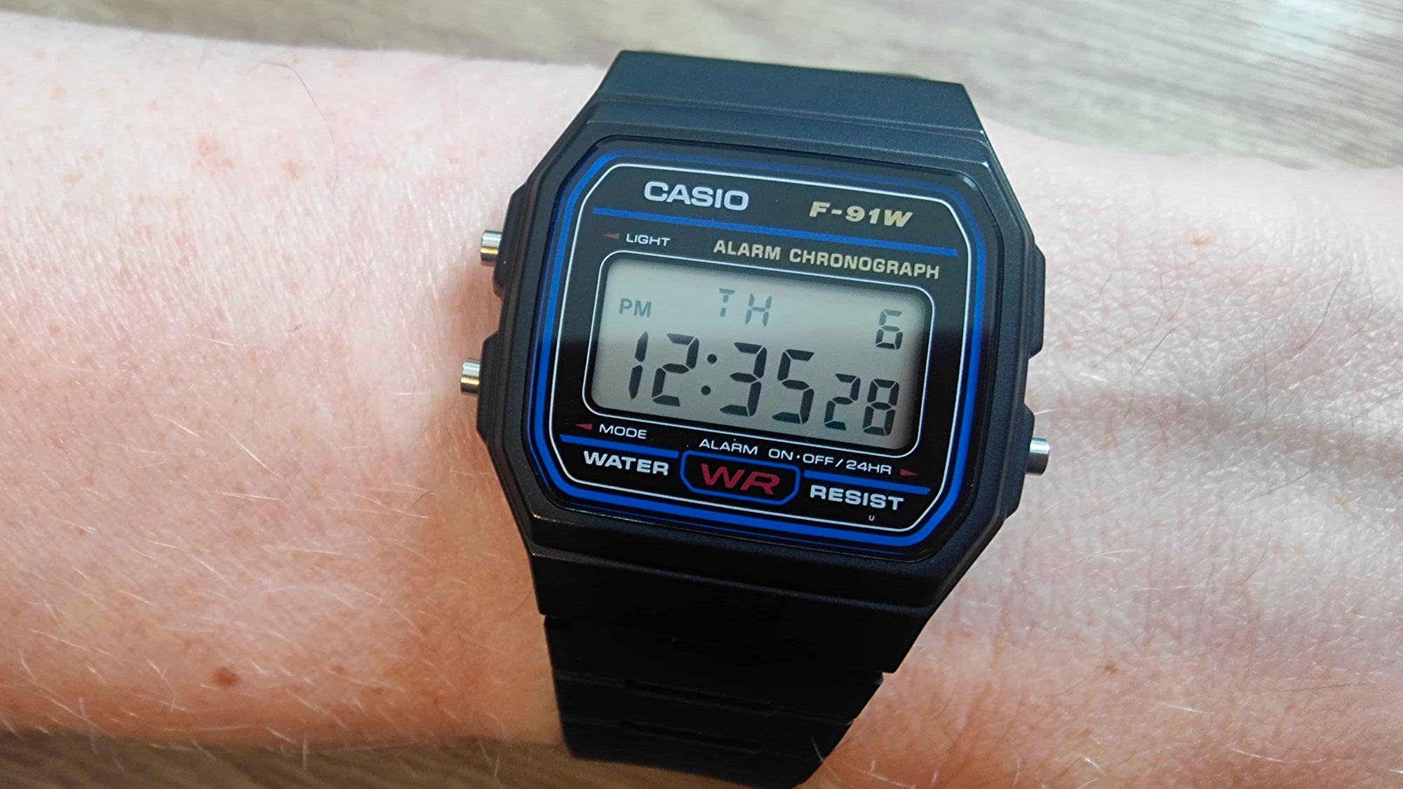 Casio Watch Classic Sports Digital Black/Gold F-91WM-9ADF – Watches &  Crystals-anthinhphatland.vn