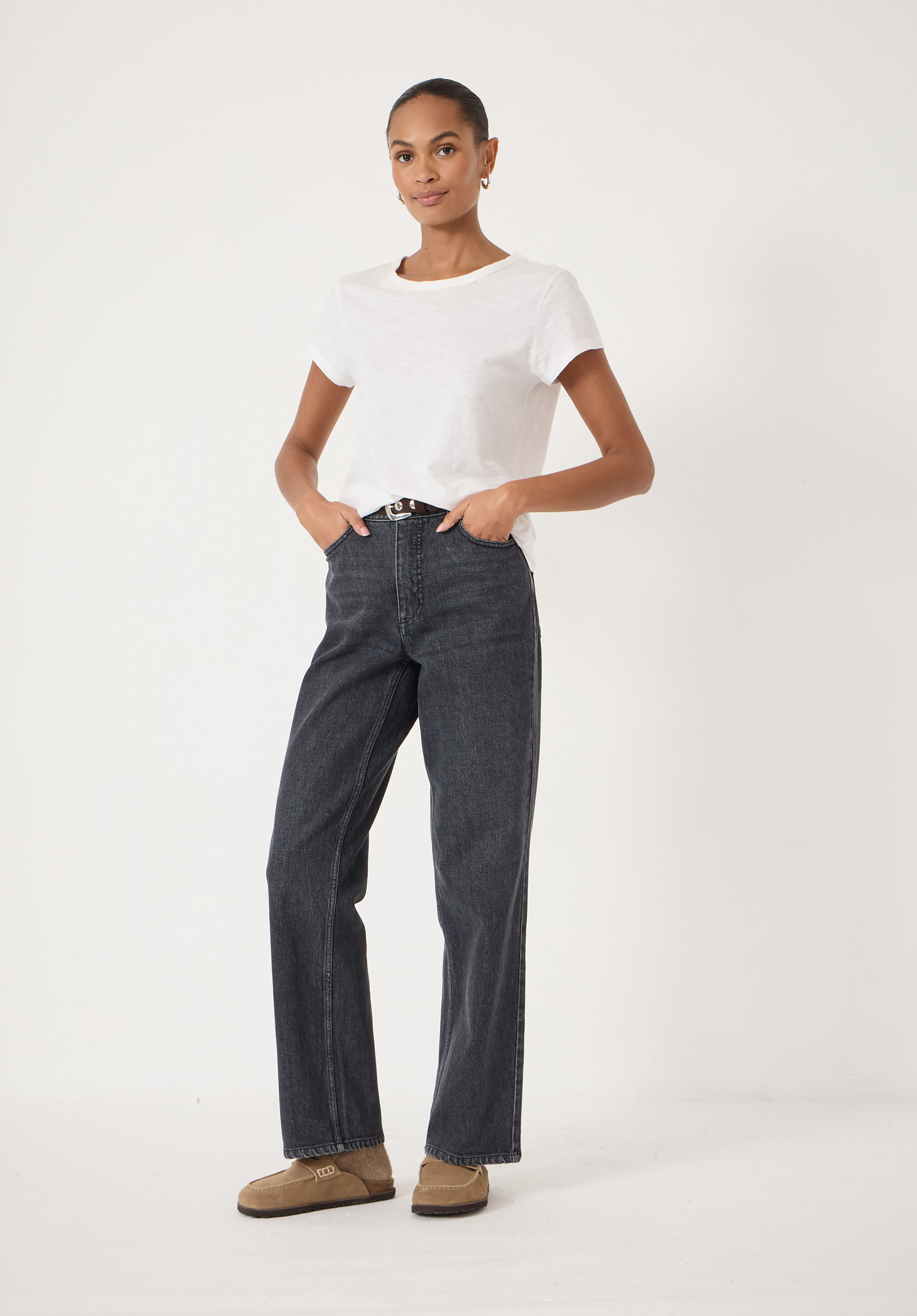 Ezri Column Leg Jeans