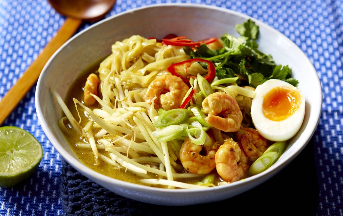 Malaysian Laksa With Prawns 