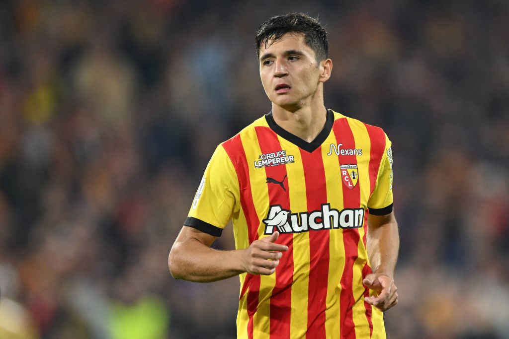 LENS - Abdukodir Khusanov of RC Lens during the French Ligue 1 match between RC Lens and Olympique Lyon at Stade Bollaert Delelis on Sept. 15, 2024 in Lens, France. ANP | Hollandse Hoogte | GERRIT VAN KEULEN (Photo by ANP via Getty Images) Tottenham