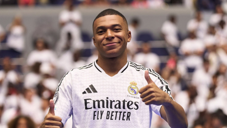 Real Madrid new signing, Kylian Mbappe gives the thumbs up ahead of the Real Madrid vs Atalanta live stream in the UEFA European Super Cup final 2024