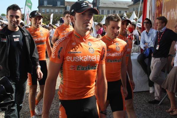 Euskaltel-Euskadi has sent a young team to Paris-Roubaix.