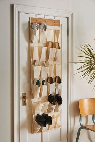 10 Space-Saving Shoe Rack Ideas to Declutter Your Entryway – Urban