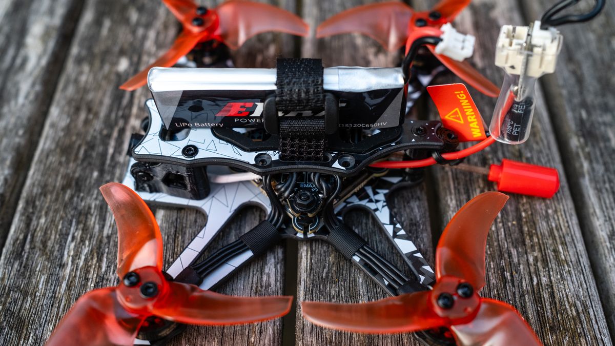 Emax Tinyhawk III Plus Freestyle RTF Kit review: a true FPV star for ...