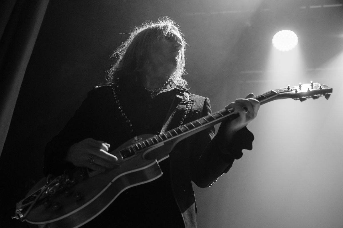 Mirador onstage at Islington Assembly Hall