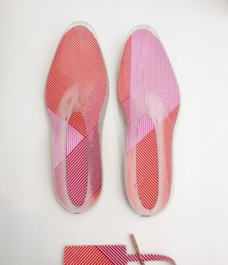 Graphic shoe insoles by Satoshi Umeno/Umeno Design for Soko
