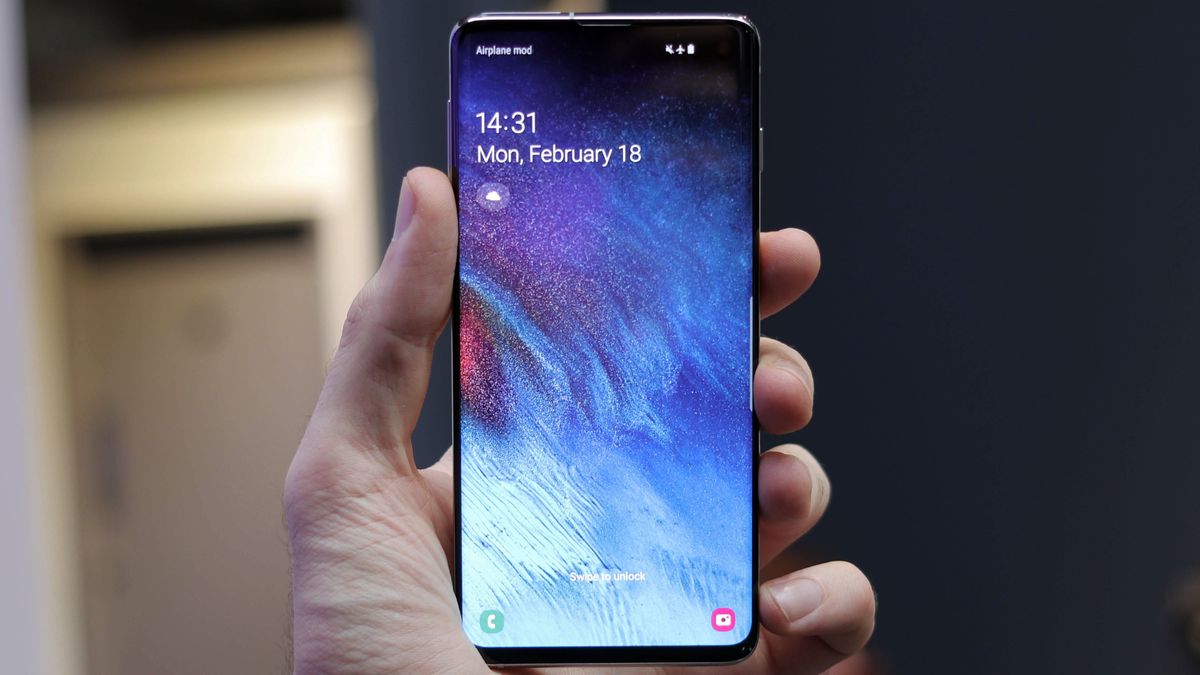Samsung Galaxy S10 vs iPhone XS | TechRadar