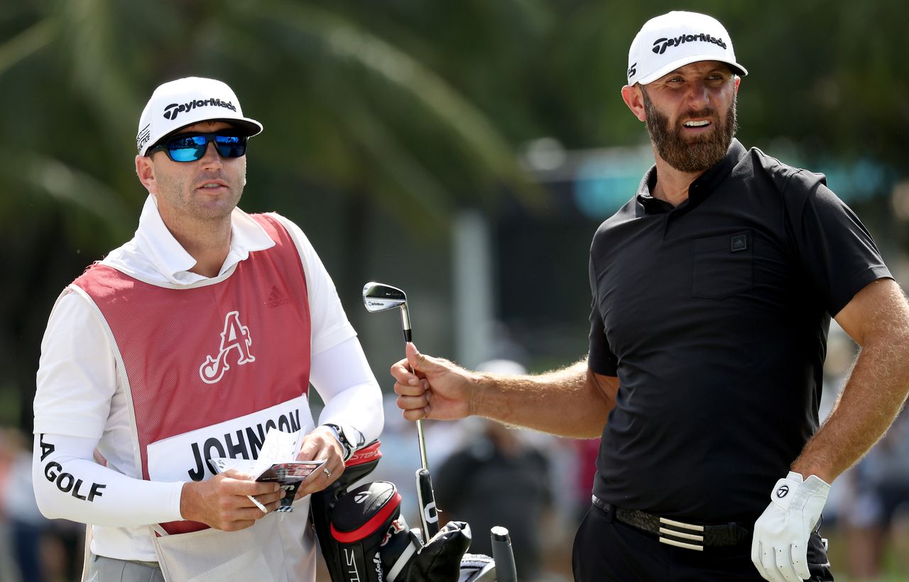 Dustin Johnson&#039;s caddie Austin