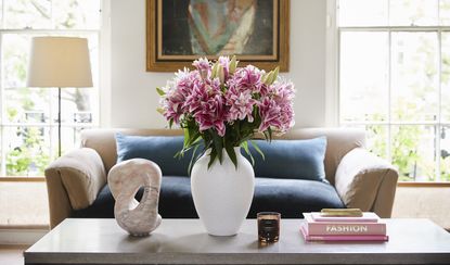 Pink lilies from Flowerbx