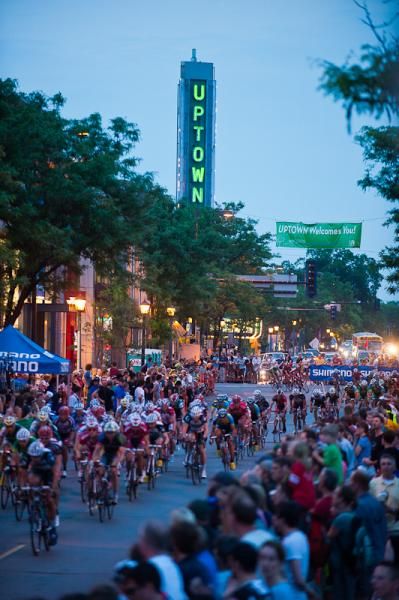 Light was fading fast as the men's field clicks off the last couple laps.
