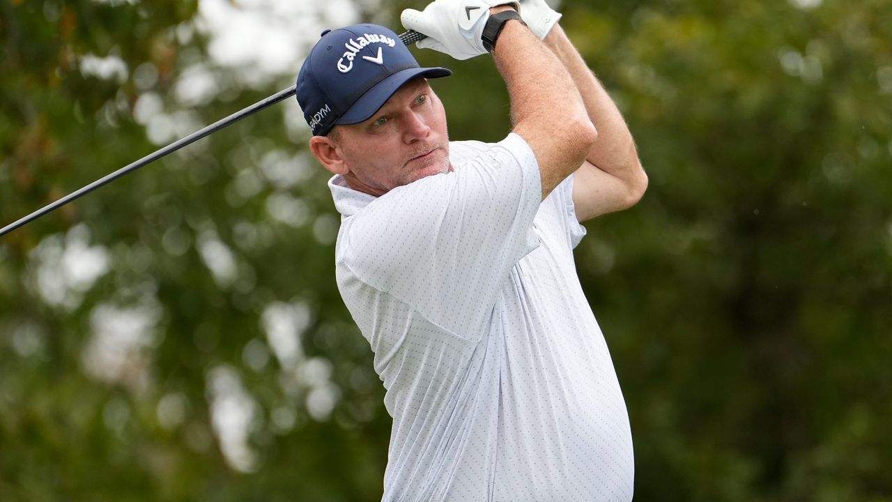 Tommy Gainey takes a shot at the 2023 Sanderson Farms Championship