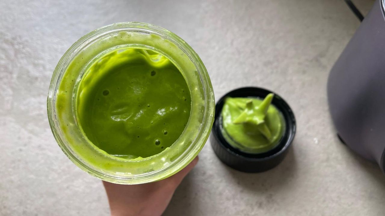 Pea soup made in the Tefal Blend Up Bullet Blender