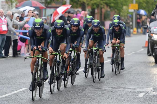Movistar suffered in the sudden downpour, but kept it upright