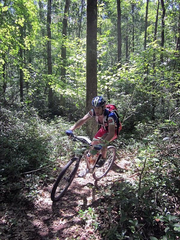 Kevin Carter (My Wife) riding in 6th place on Beautiful Trail.