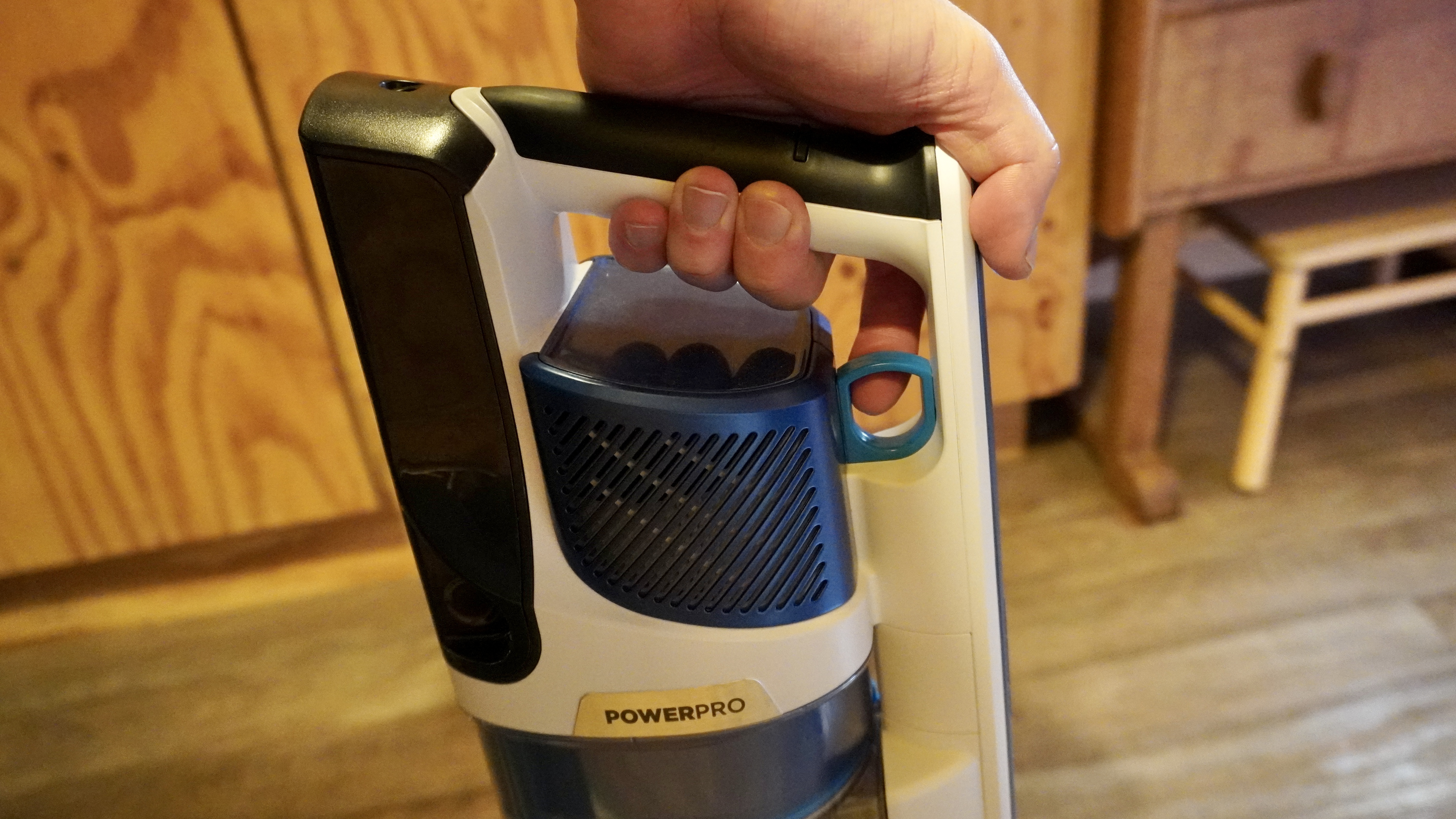 Shark PowerPro IZ380UK on test in a home