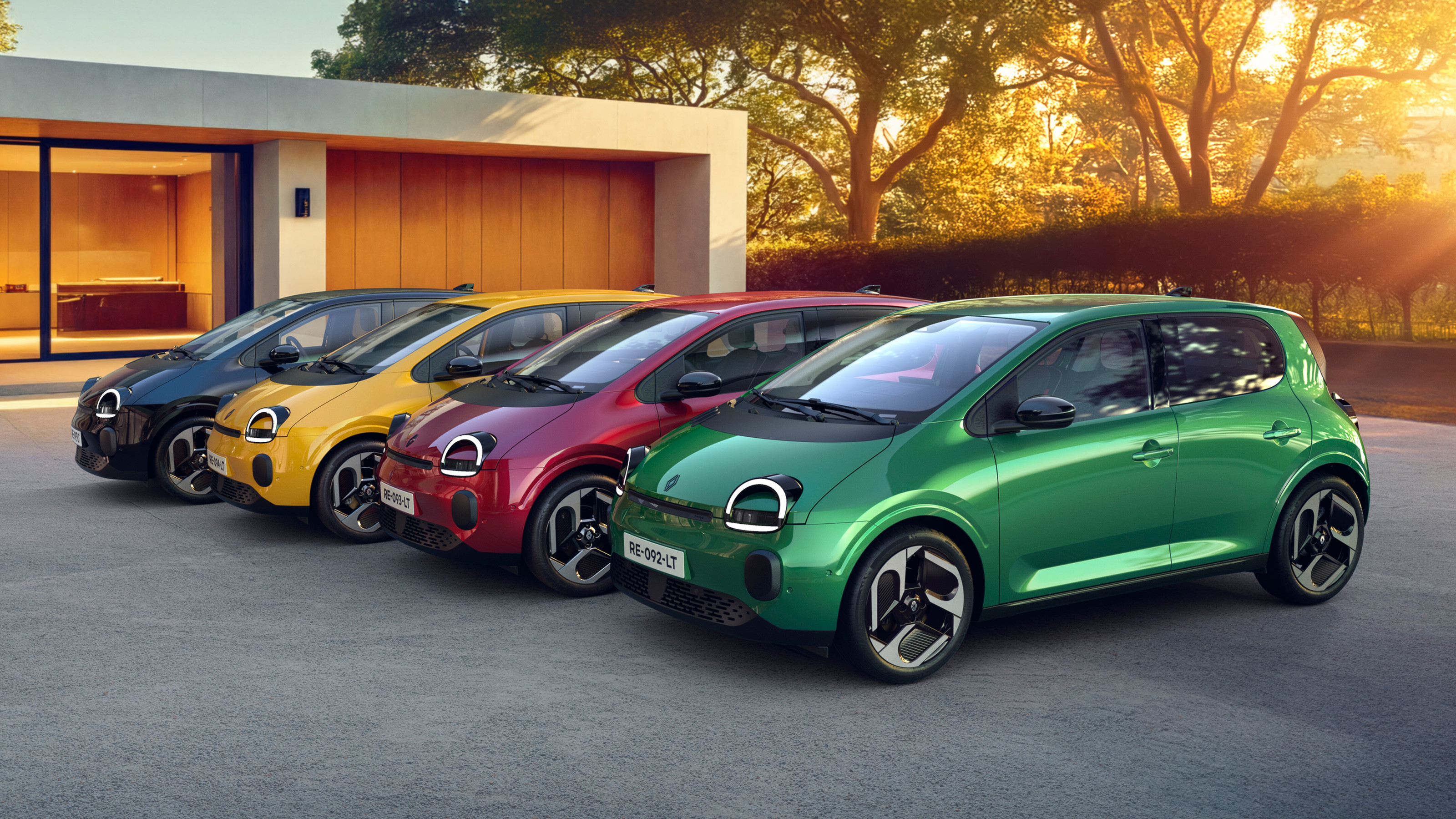 Renault Twingo E-Tech electric in Diamond Black, Mango Yellow, Absolute Red and Absolute Green