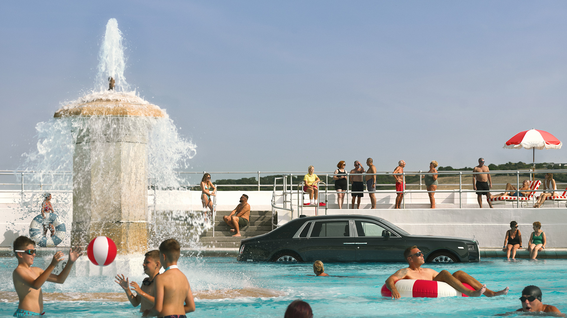 Rolls-Royce Phantom in a pool