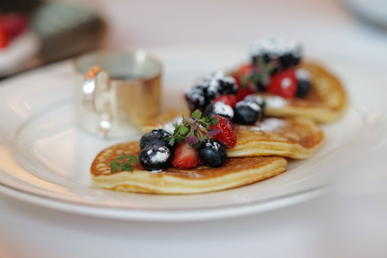 Depth of field? What depth of field? The Leica SL2 and Summicron 75mm f/2 deliver beautiful bokeh for food shots!