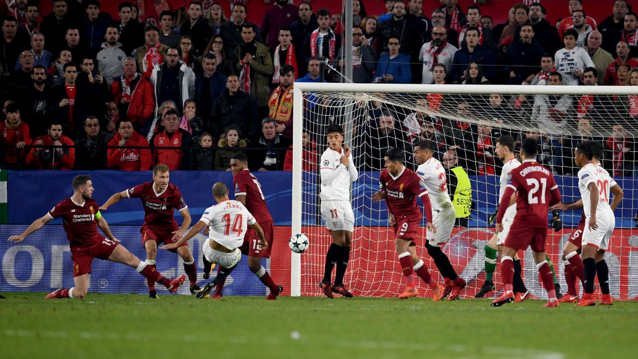 Guido Pizarro Sevilla Liverpool Champions League