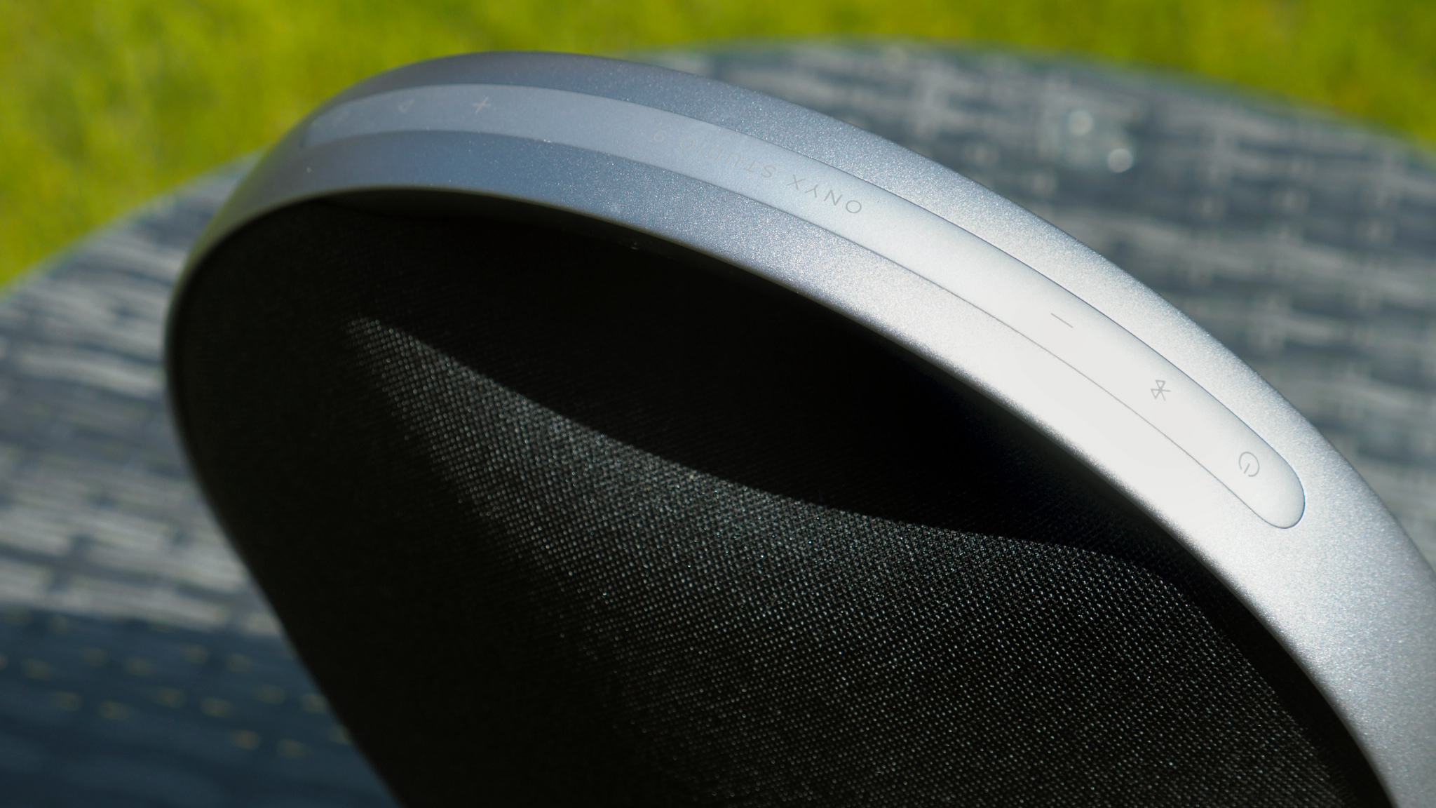 Harman Kardon Onyx Studio 9 review