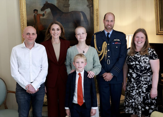 kate middleton and prince william pose with the family of a 16-year-old photographer with cancer