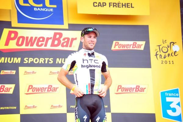 Mark Cavendish gets back to winning ways.
