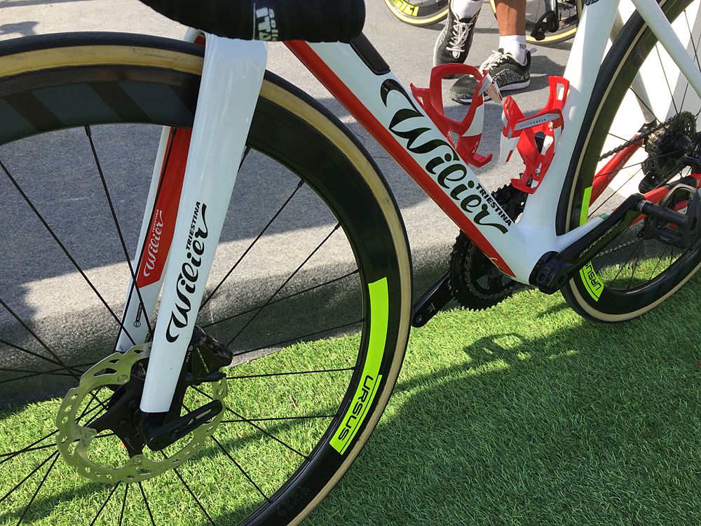 Jakub Mareczko and Filippo Pozzato are using disc brake equipped Wilier Triestina bikes