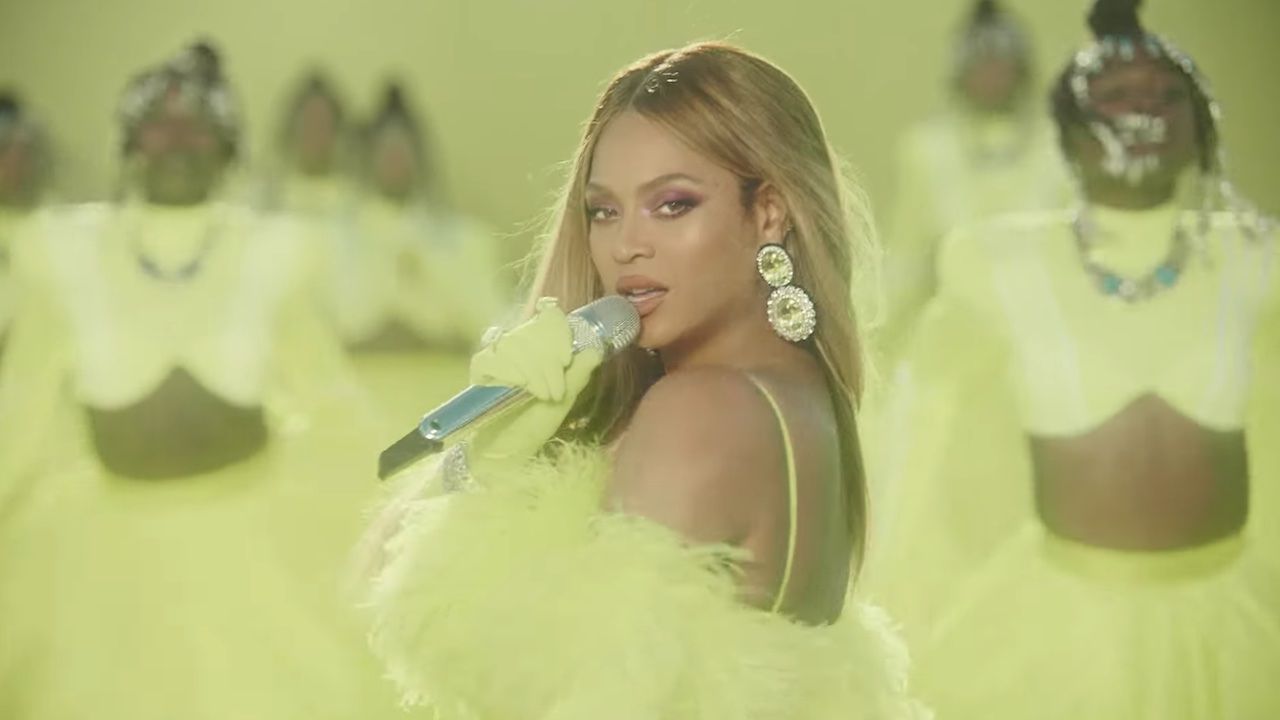 Beyoncè Claps Back After Getting Called Out For Allegedly Misusing A ...