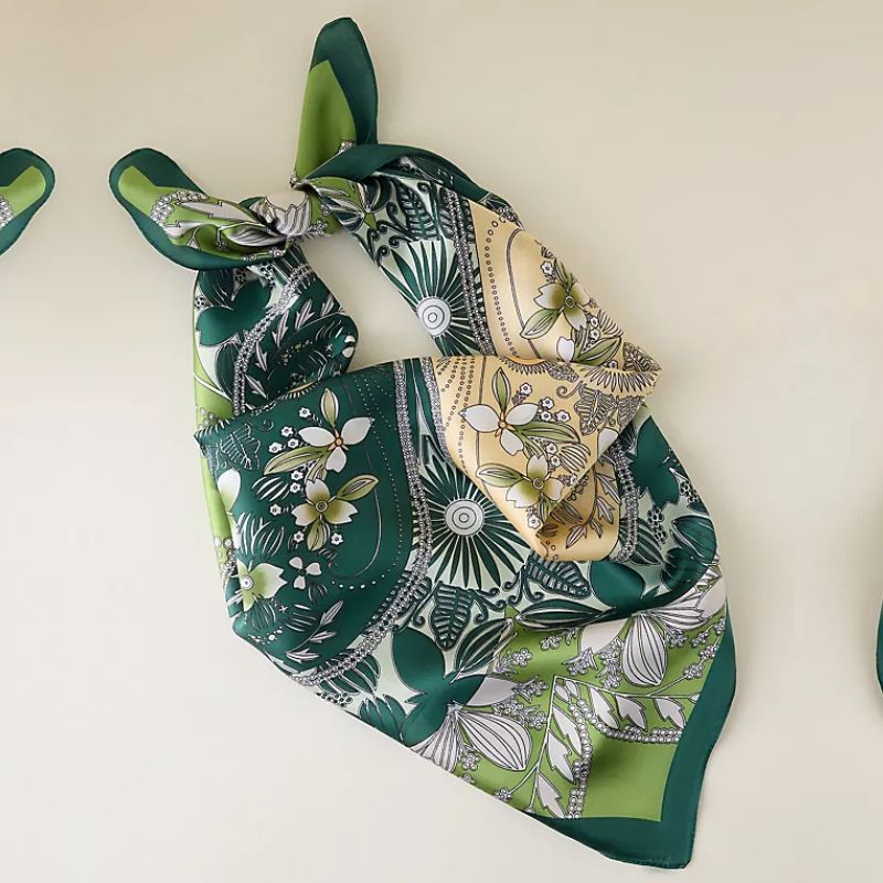 Anthropologie, Floral Headscarf