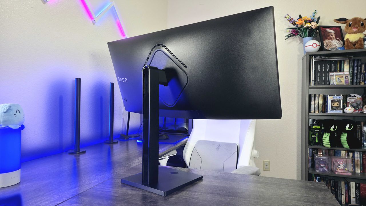 Image of the HP OMEN 34c (G2) ultrawide gaming monitor.