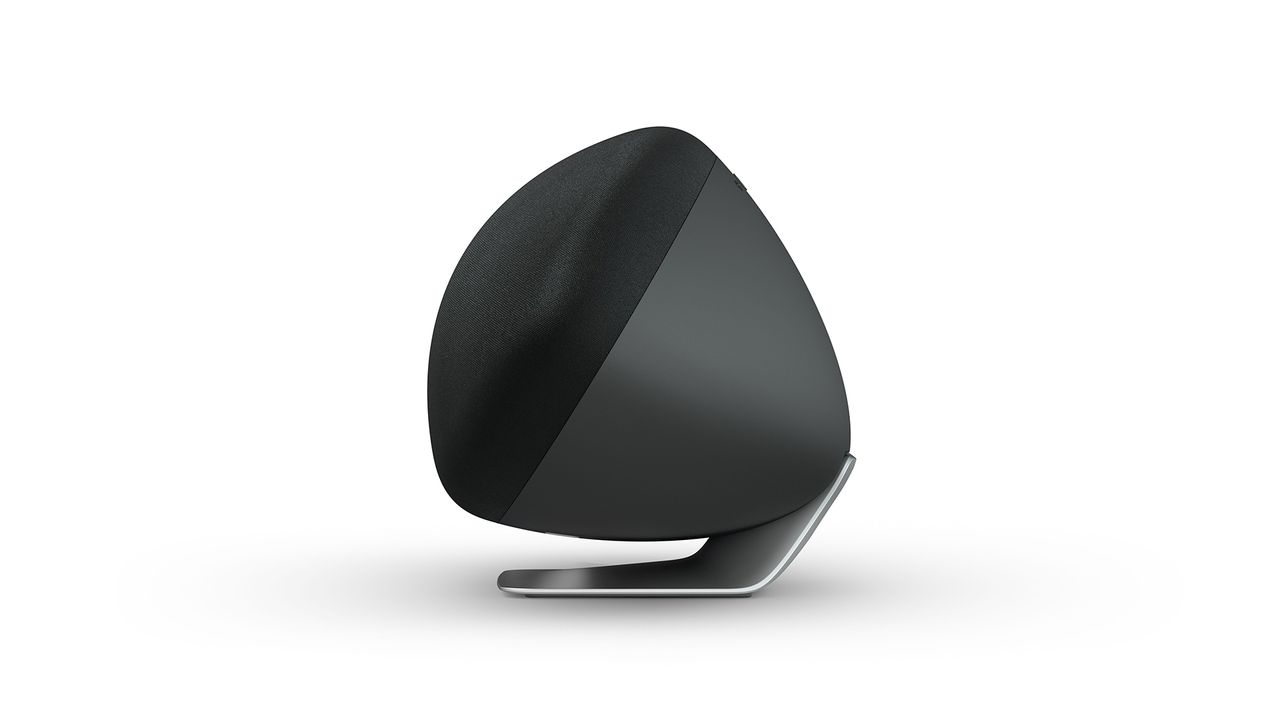 Wireless speaker: Bowers &amp; Wilkins Zeppelin