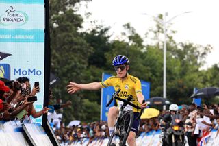 Joe Blackmore wins stage 8 at Tour du Rwanda