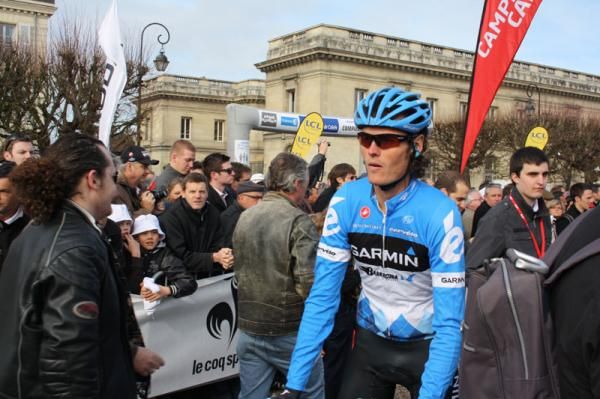 Defending champion Johan Vansummeren makes his way to the start line