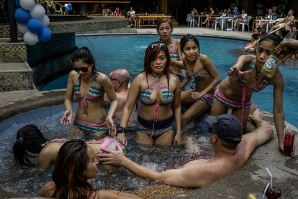 Typhoons Are Forcing These Women Into The Philippines Sex Trade