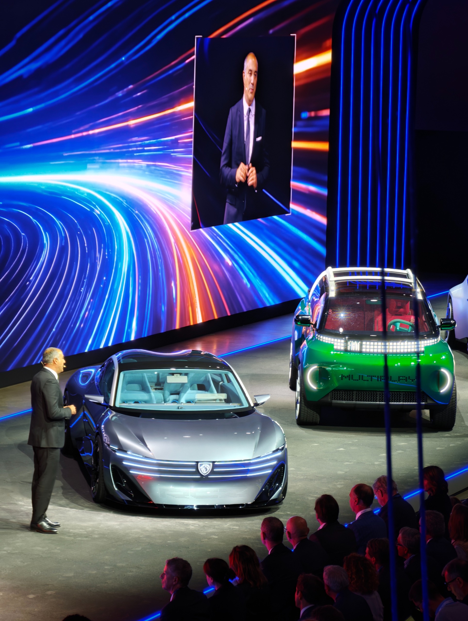 Peugeot RCZ Vision and Fiat Multiplay Concept