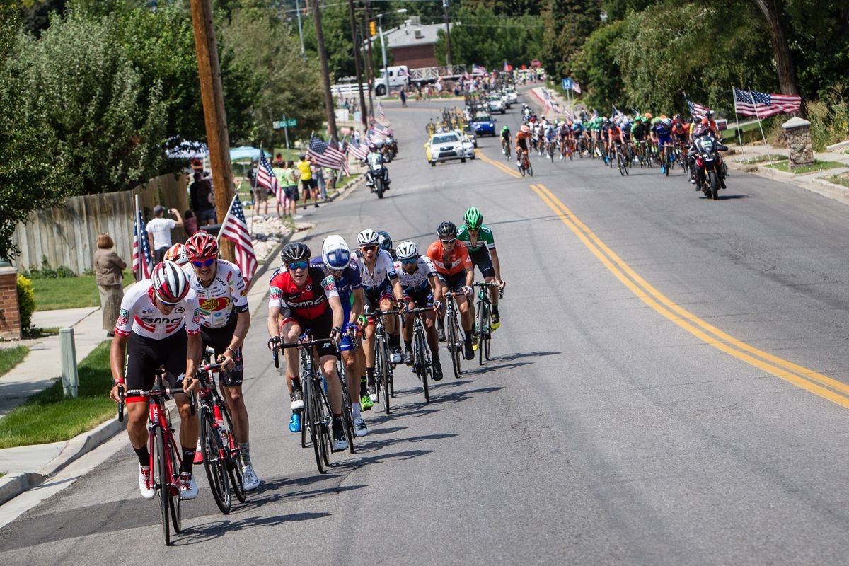 The lead group pours on the power up Bountiful Bench