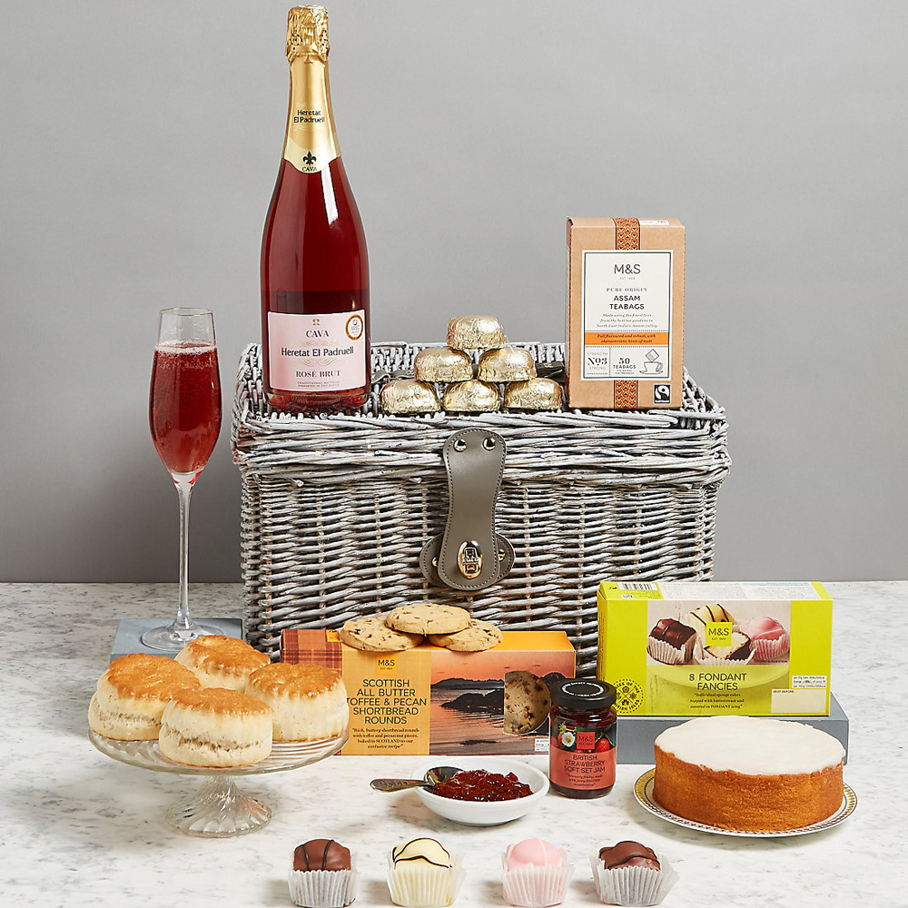 Tea in Knightsbridge hamper