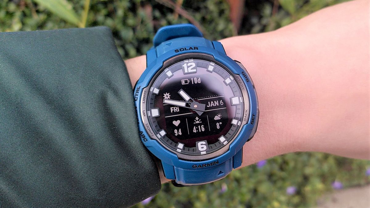 Garmin Instinct 2 Solar vs Garmin Instinct Crossover Tactical Edition: What  is the difference?
