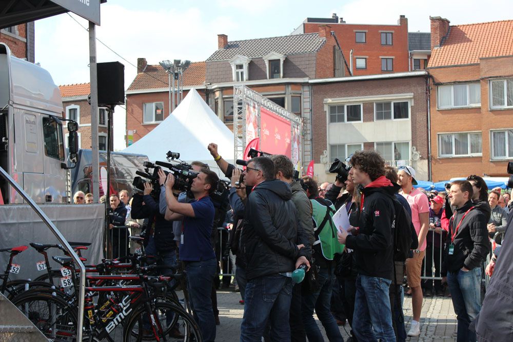 All eyes were on Gilbert when he took to the stage