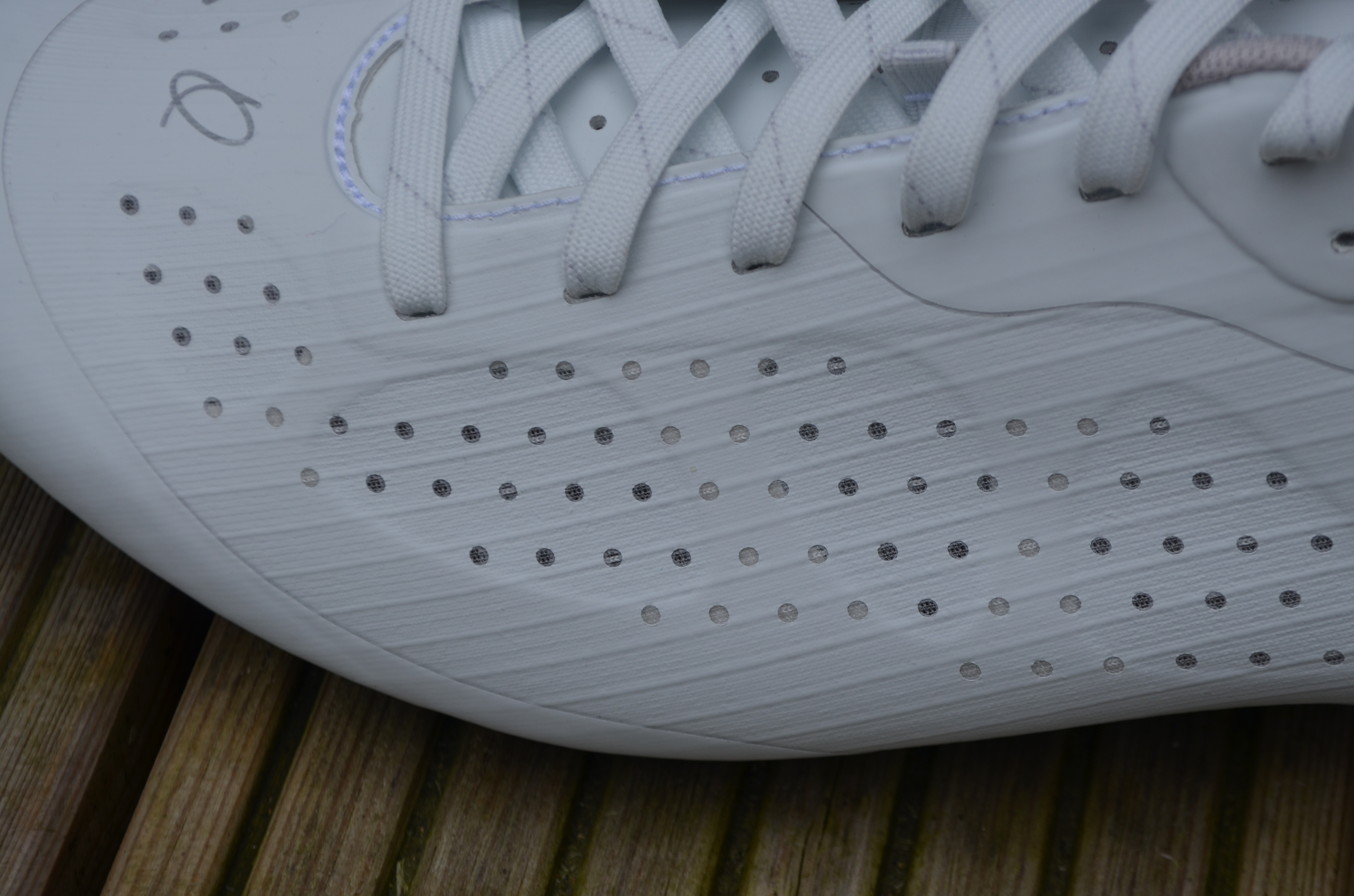QUOC M Pro Lace