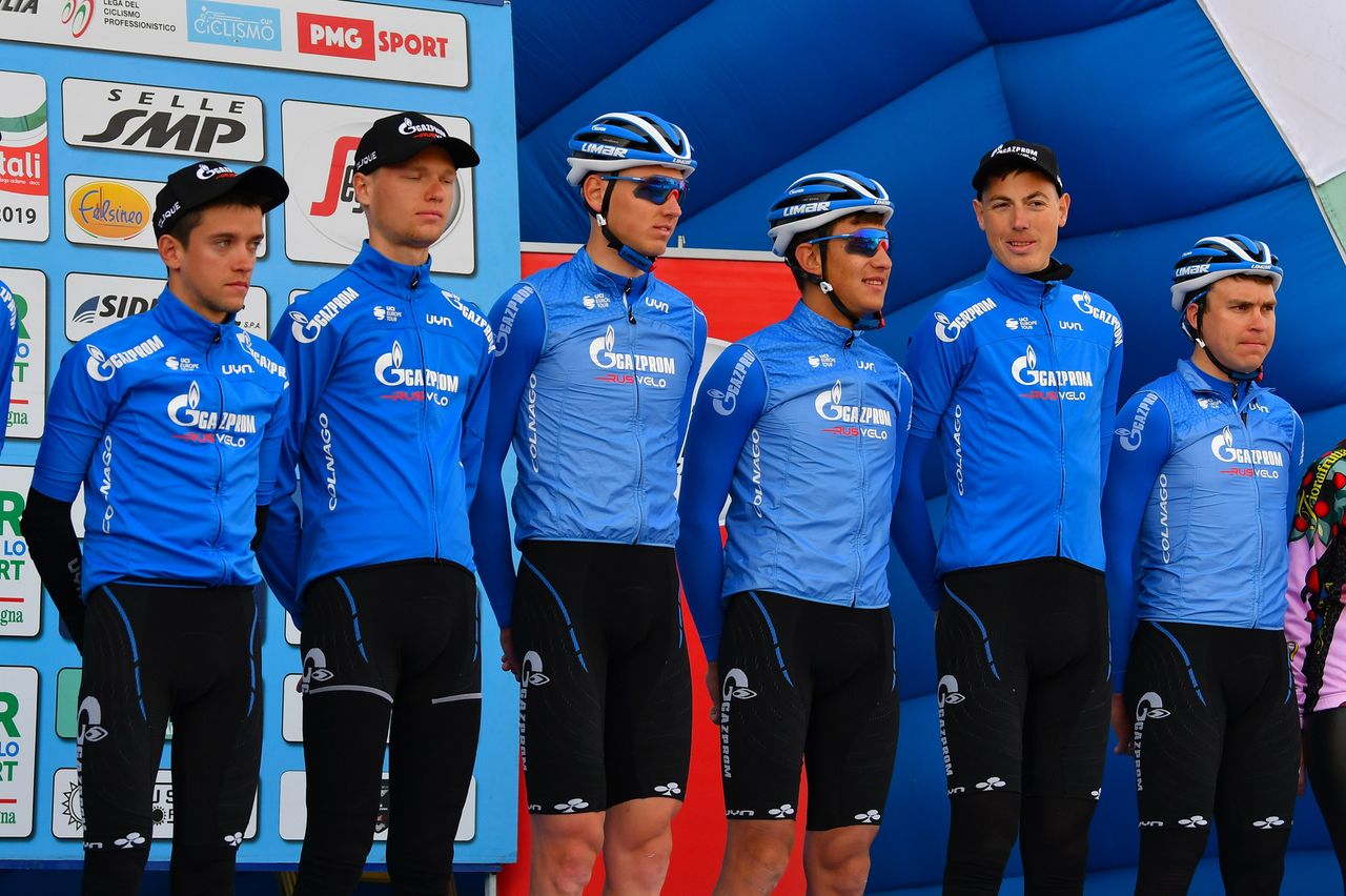 Gazprom-Rusvelo on the sign-on stage