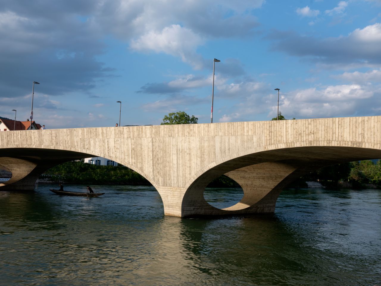 Aare Bridge in switzerland, as part of the world&#039;s finest bridge design