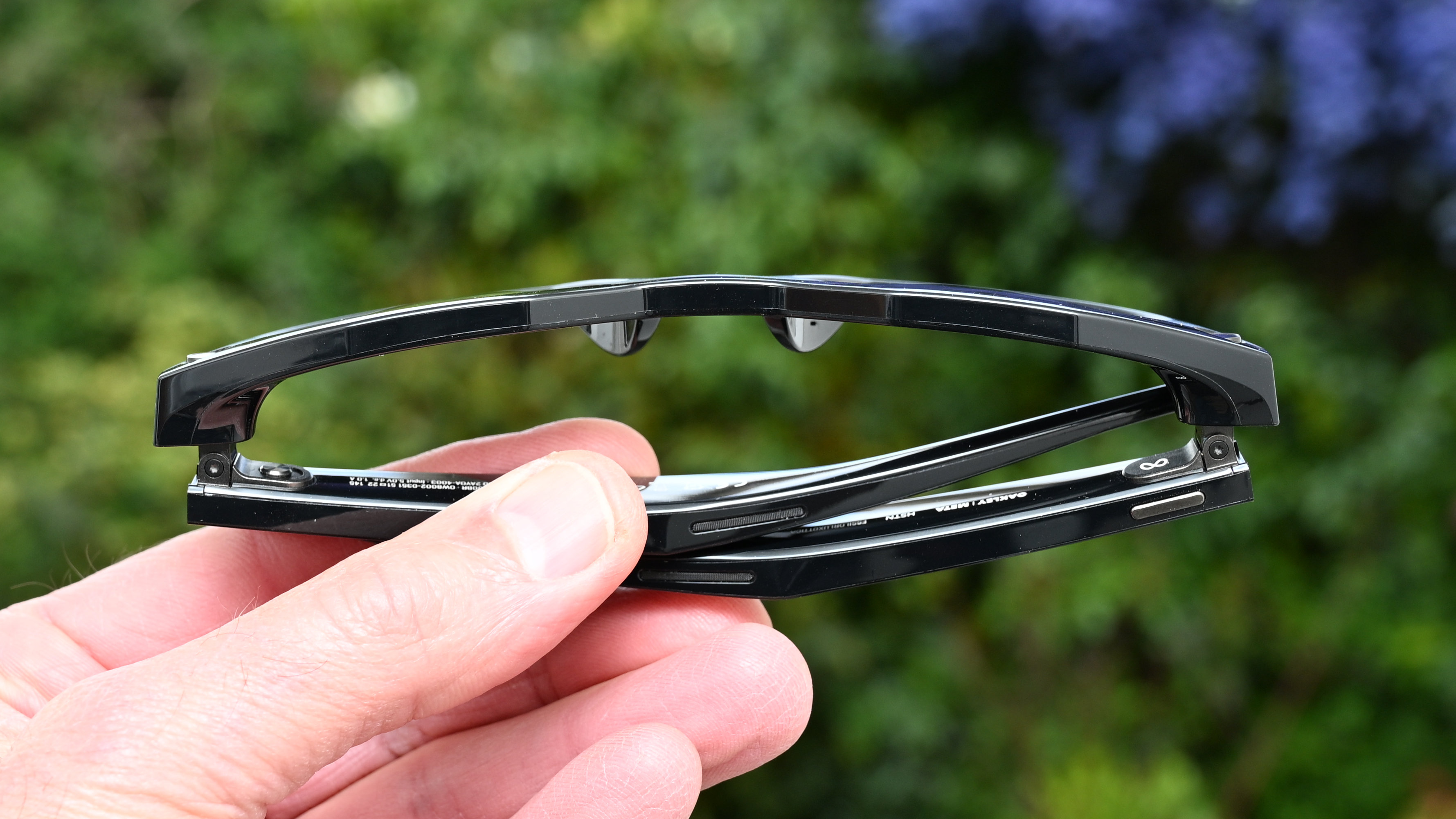Oakley Meta HSTN product image