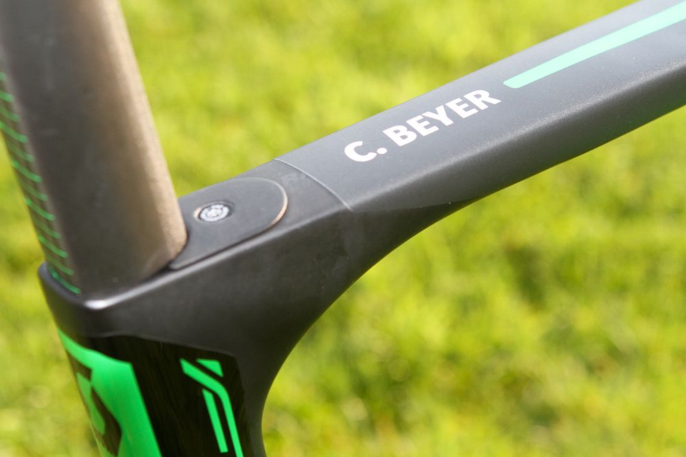 Beyer's bike gets the custom treatment on the top tube