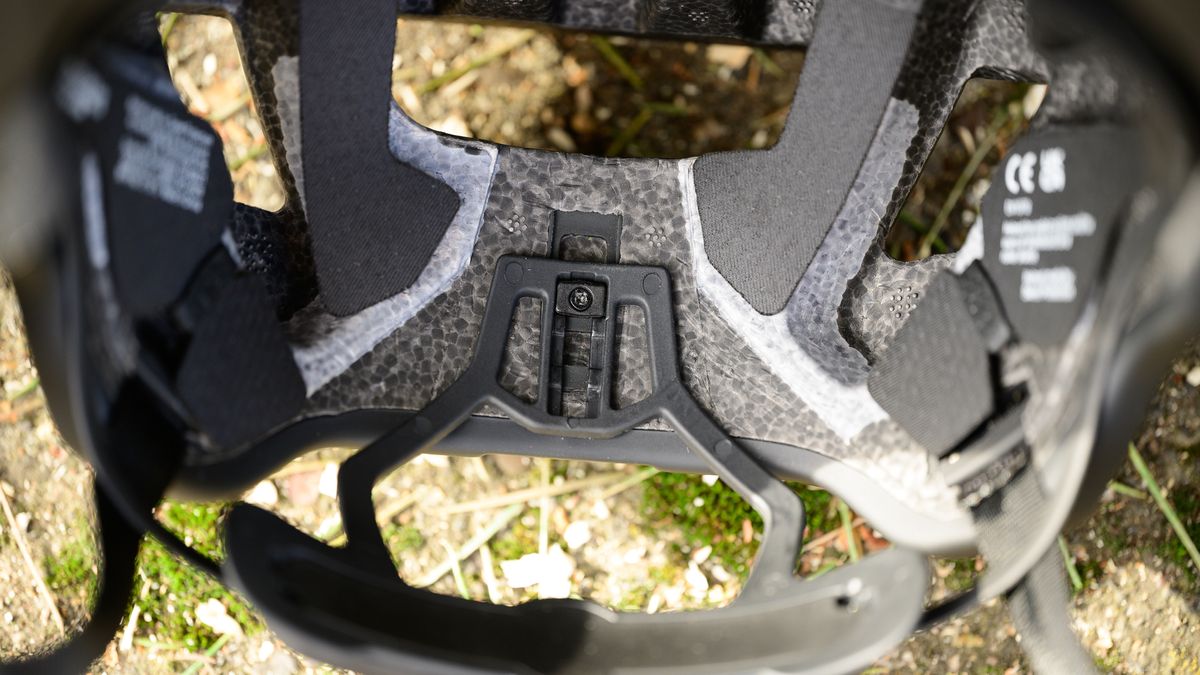 Sweet Protection Falconer 2Vi MIPS helmet rear cradle vertical adjustment