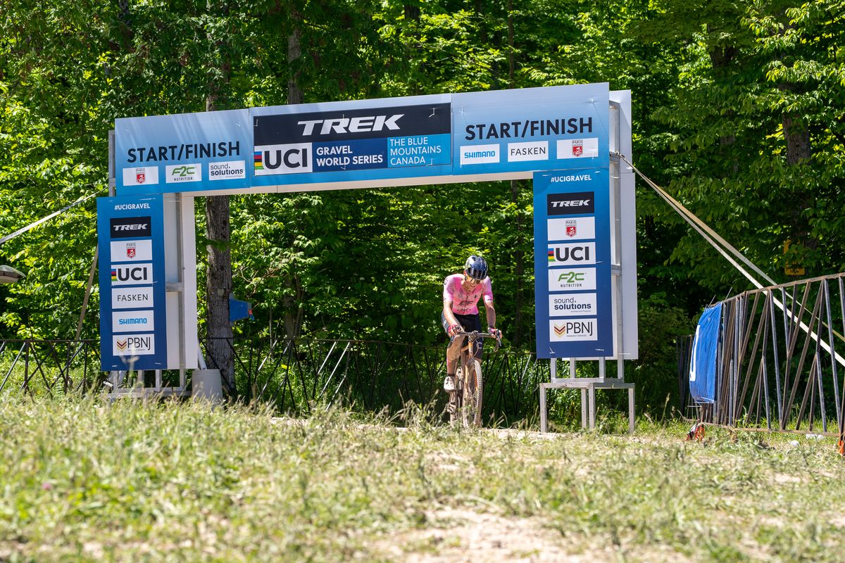 Ashlin Barry wins the 2024 Blue Mountain Gravel Fondo