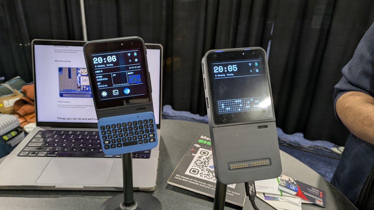 Linux-powered handheld computer connects to Raspberry Pi HATs, snap-on ...