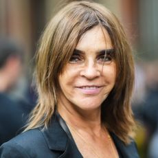 Carine Roitfeld with shoulder length layered haircut